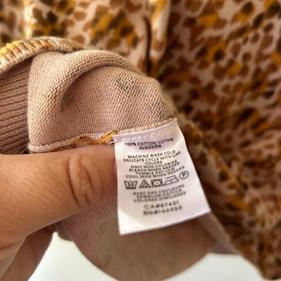 Ann Taylor Animal Print Sweater Womens Small Round Neck Pullover - Picture 4 of 5